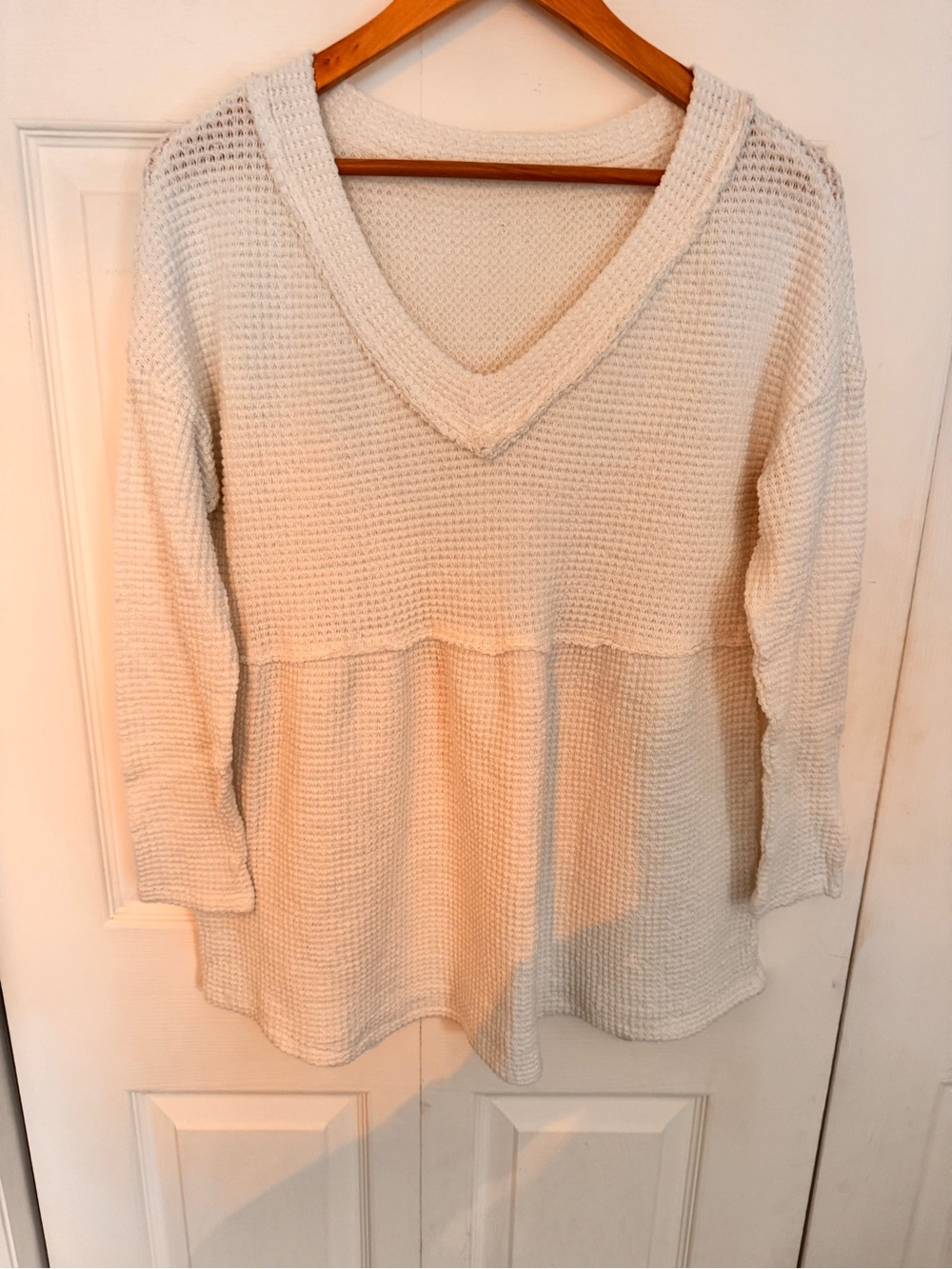 Women's Cream V-Neck Waffle Knit Sweater